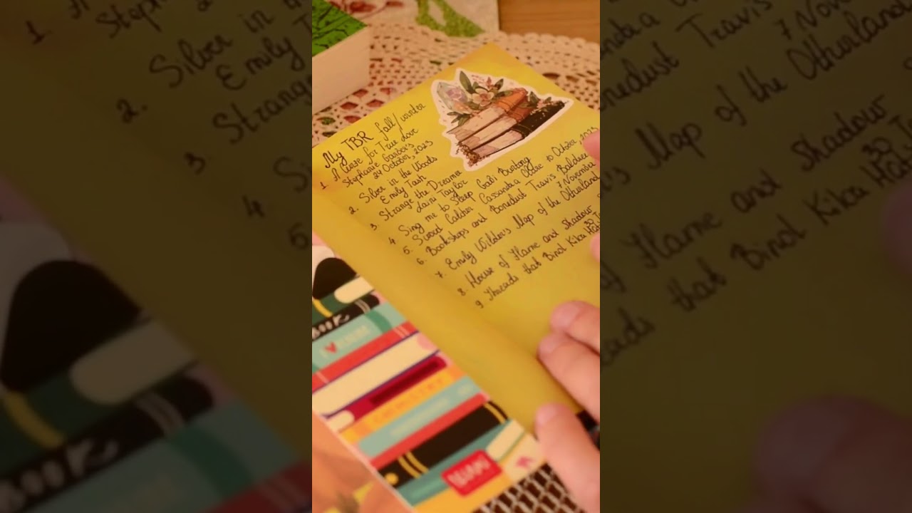 Romanticizing Fall: Cozy TBR bullet journal page 📖 Journal with me 