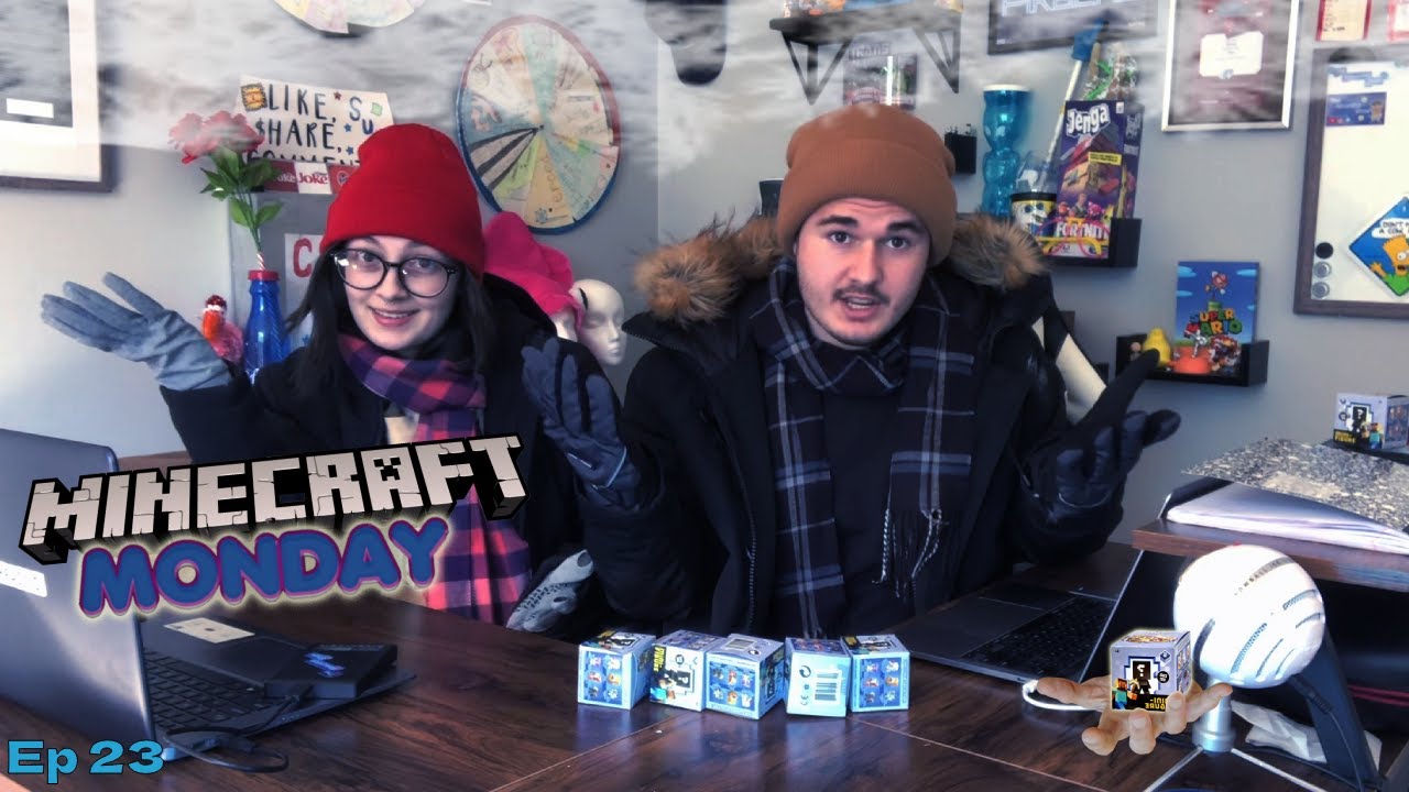 Lost in a Mini-Figure Wonderland (Minecraft Monday Ep 23) (Series 5 Boxes)