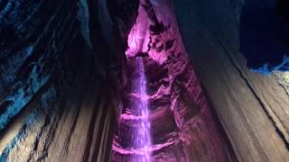 Ruby Falls at Lookout Mountain /Underground Cave Waterfall Chattanooga, TN Cascada bajo tierra