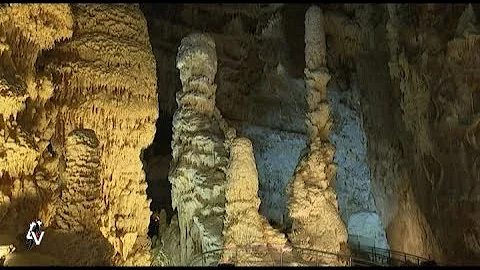 Cosa le ha originate le Grotte di Frasassi?