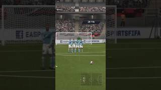 FIFA 14-FREE KICK BUG FUNNY#football #fifa #fifa14 #youtubeshorts #shorts #fifa23 #funnyshorts