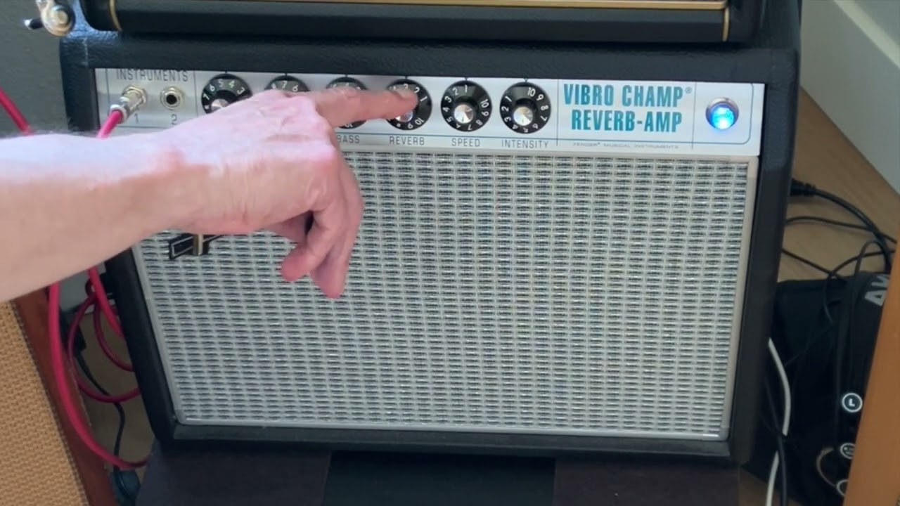 Это мини-Принстон? Как вам тремоло? (Fender ‘68 Custom Vibro Champ Reverb!)