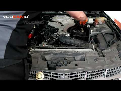 2005-2011 Cadillac Sts – Engine Bay Cover Removal