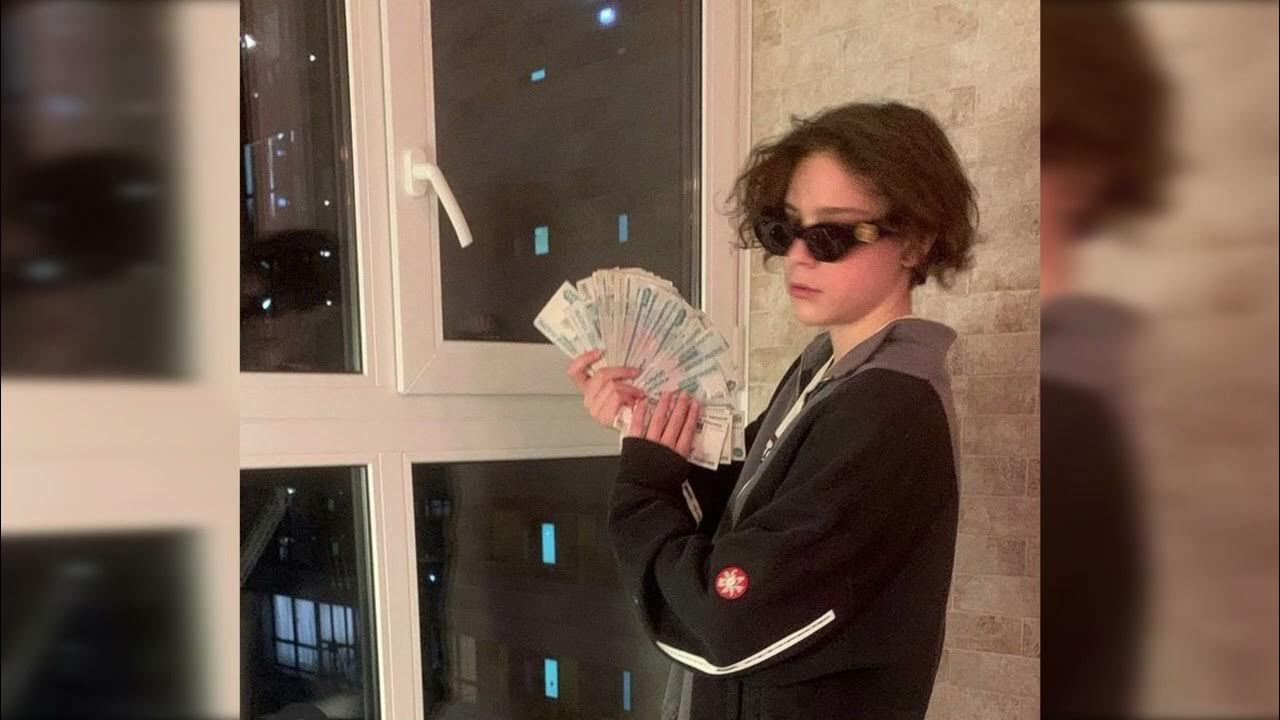 Uglystephan беспорядок. Снова обогнал их uglystephan. Песня обогнал их. Снова обогнал их uglystephan. Я снова обогнал их снова обогнал их.