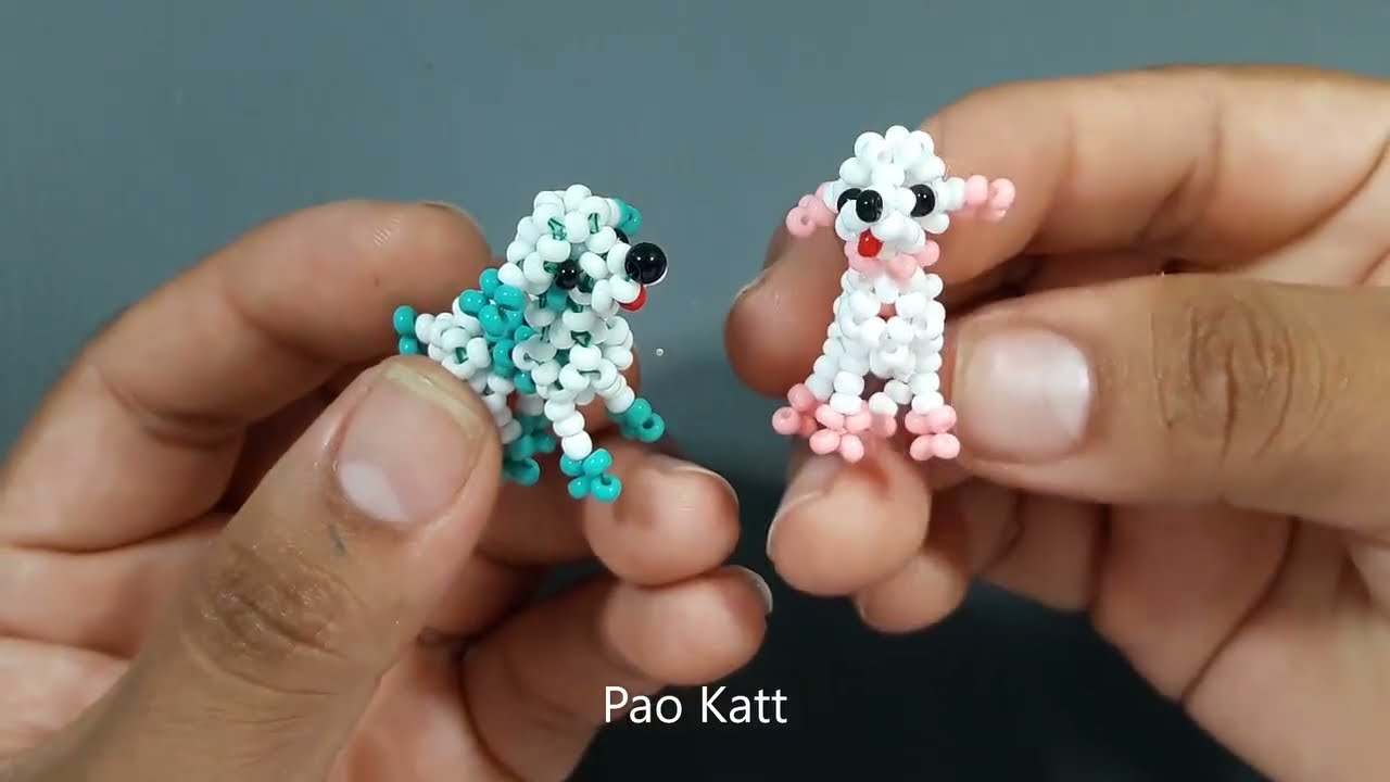 Perrito con mostacillas