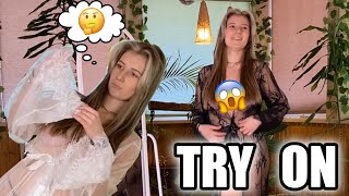 In English| try on | ROBE |