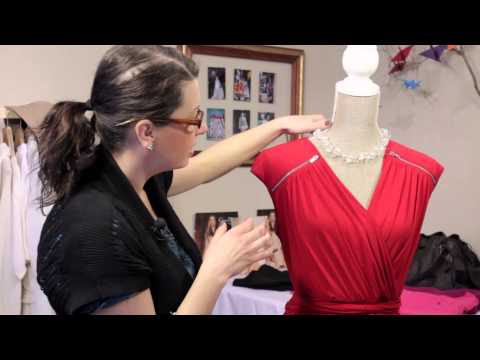 what-necklace-goes-with-a-red-dress?-:-style-with-ease