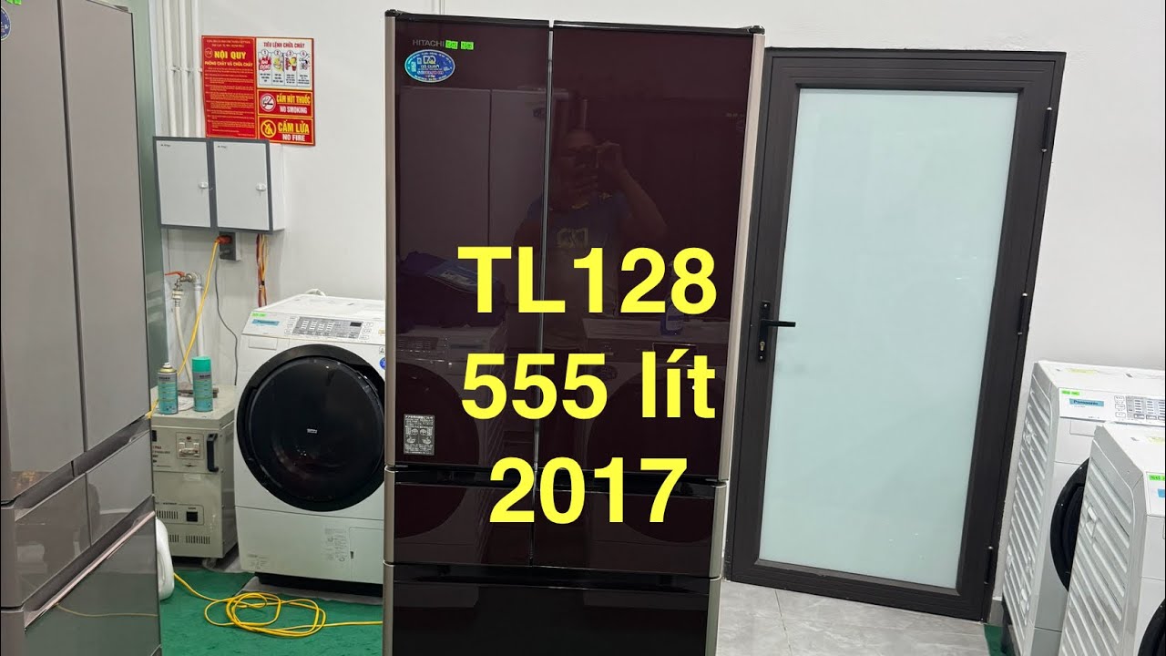 High-end Japanese refrigerator. Hitachi R-XG5600G (XT) 2017 High-end Japanese refrigerator. Hitachi R-XG5600G (XT) 2017