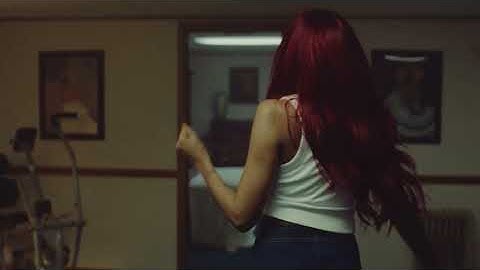 Ravyn Lenae - Love Me Not (Official Music Video)