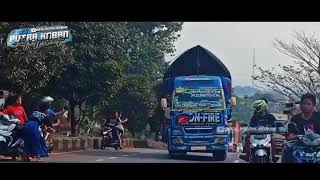 story wa truk on-fire oleng