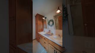 5177 Catalina Ct  Manitowoc, WI 54220