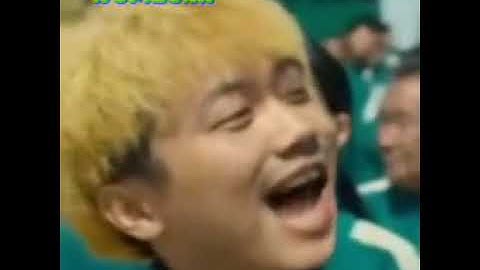 Squid game player 324 sing im blue