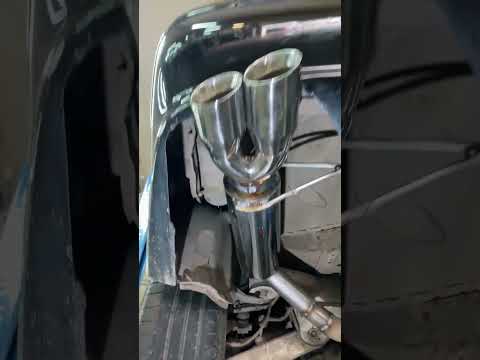 ЗЛОЙ ВЫХЛОП НА ЛЕГЕНДУ BMW e39 2.5 #shorts #mercedes #bmwe39 #bmw #exhaust #shorts