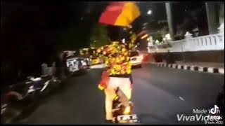 Story WA grab on road (GBR) part10