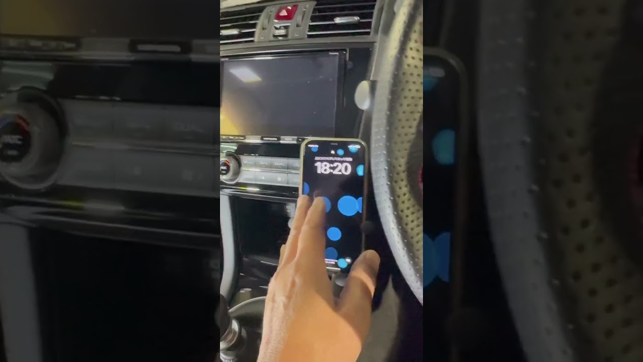 VABにもスマホ・ホルダー装着頂きました - YouTube