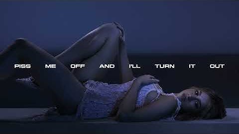 Tate McRae - TRYING ON SHOES (Lyric Video)