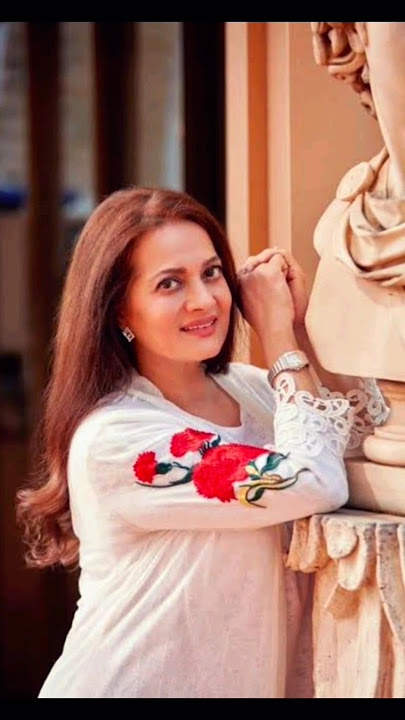 Bollywood veteran actress Vijeta Pandit remembering her husband#shots#ytshorts#