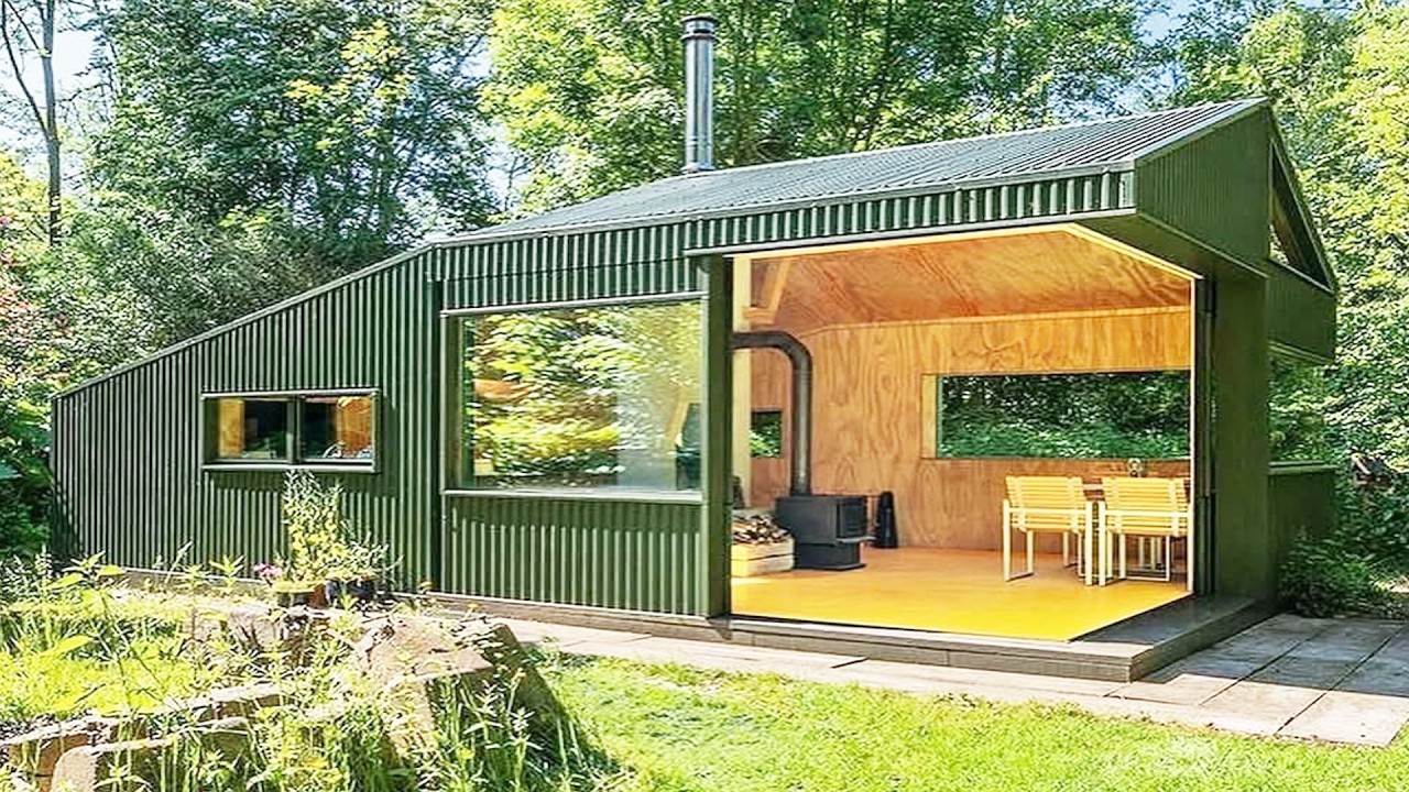 Absolutely We???re totally loving this warm and cozy tiny home