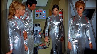 Judy Robinson (Marta Kristen) In Shiny Silver Metallic Spacesuit Prisioner on 1947 Earth 1080P BD