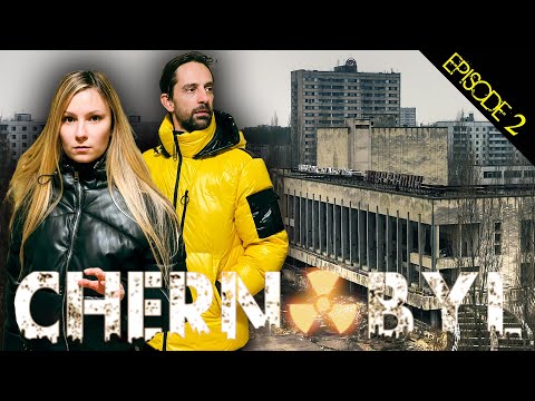 DIVISI IN UN VILLAGGIO RADIOATTIVO A CHERNOBYL ** REGISTRATA LA VOCE DI UN FANTASMA ** | Ep 2