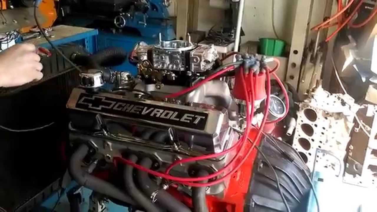 Chevy 400 small block first start up after build - YouTube