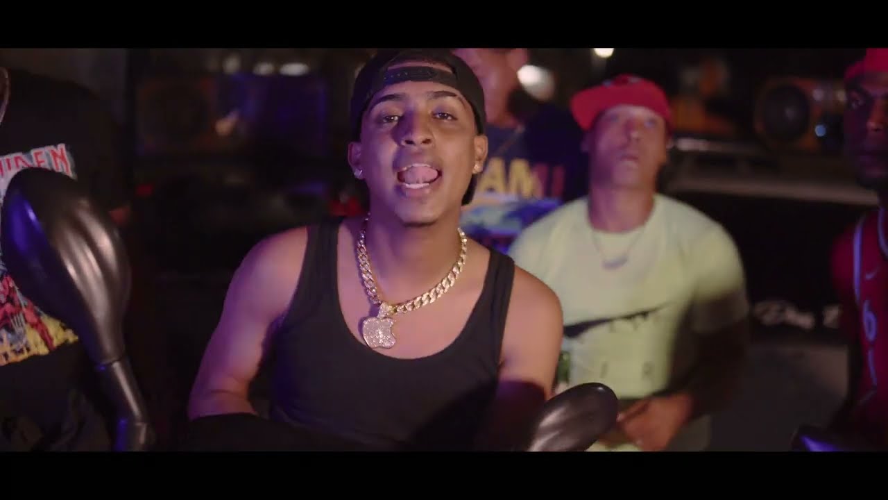 El Favorito - CALENTON (Video Oficial)