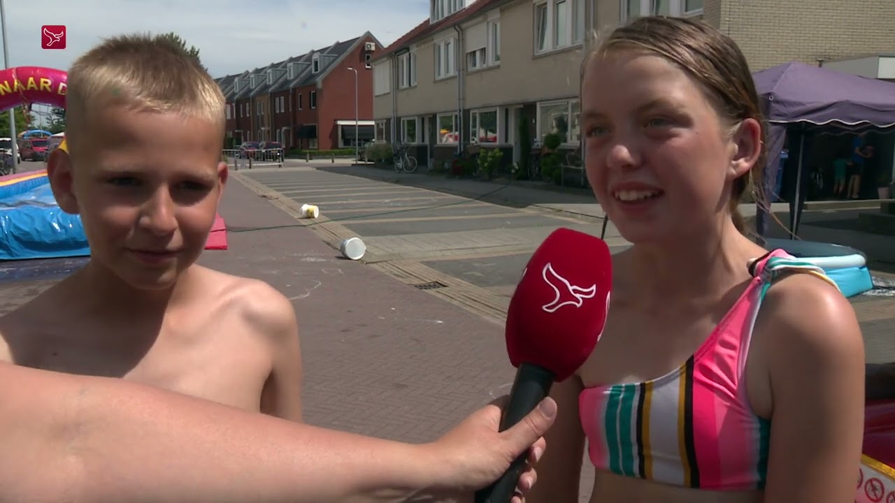 Urker tentenkampen warm maar gezellig: Gewoon goed insmeren en veel drinken