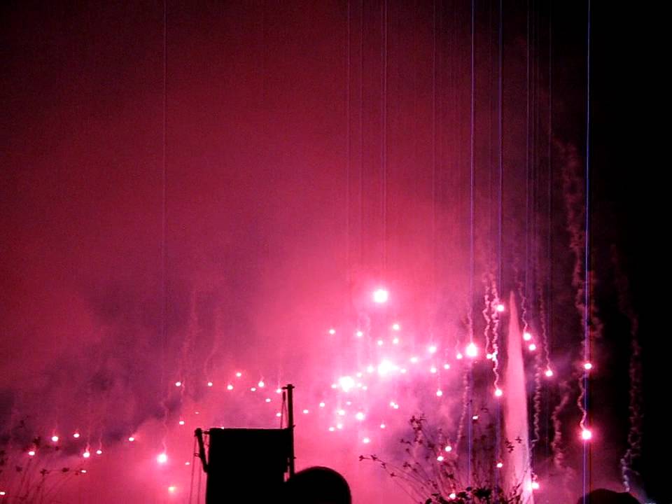 Fêtes de Genève 2010 Grand feu Pyromélodique -- Une soirée au cirque (les 10 dernières minutes)