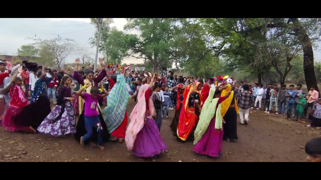 देसी गालों मांडल पर डांस 👑🕺 किंग डांसर 🔥 बोलते