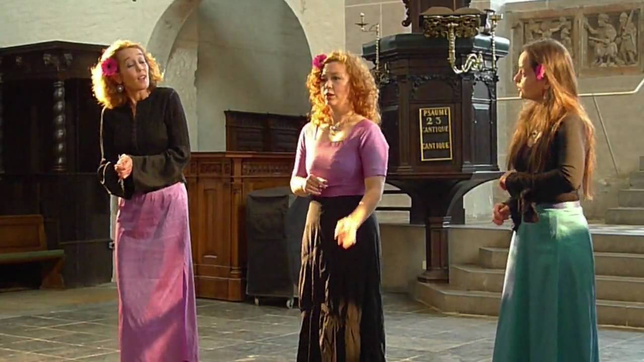 Watch Pauni Trio - Ne si go prodavaj Koljo chiflikot on YouTube Watch Pauni Trio - Ne si go prodavaj Koljo chiflikot on YouTube