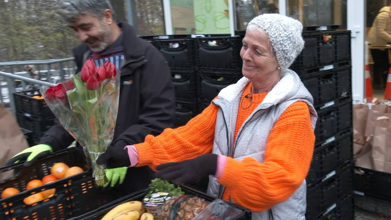 Die Helfer der Tafel | Eine Schicht mit den Helden des Alltags