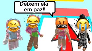 Historinhas de Roblox!- A menina foi humilhada por gostar de ser Bacon!  😭🥓 