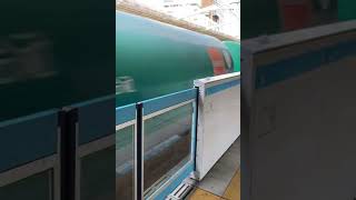 JR関内駅　貨物列車通過　高島線　　桃太郎