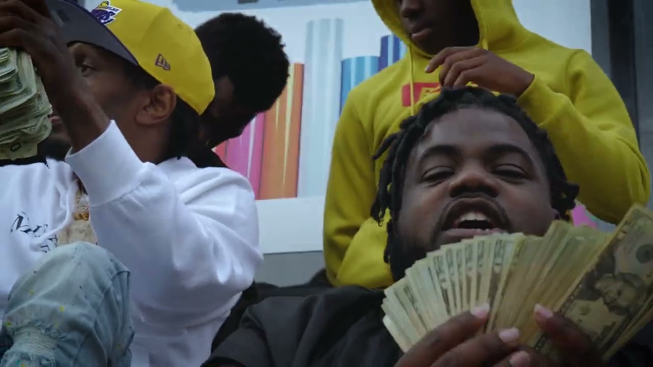 “HUNNID” MonP x Zettie Wayne adlı videoyu YouTube'da izle “HUNNID” MonP x Zettie Wayne adlı videoyu YouTube'da izle