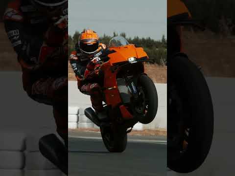 A study in style. KTM 990 RC R.