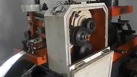 High speed gear feeder machine for punch press