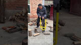 Effortless Wood Splitting: Using a Manual Log Splitter for Easy Firewood