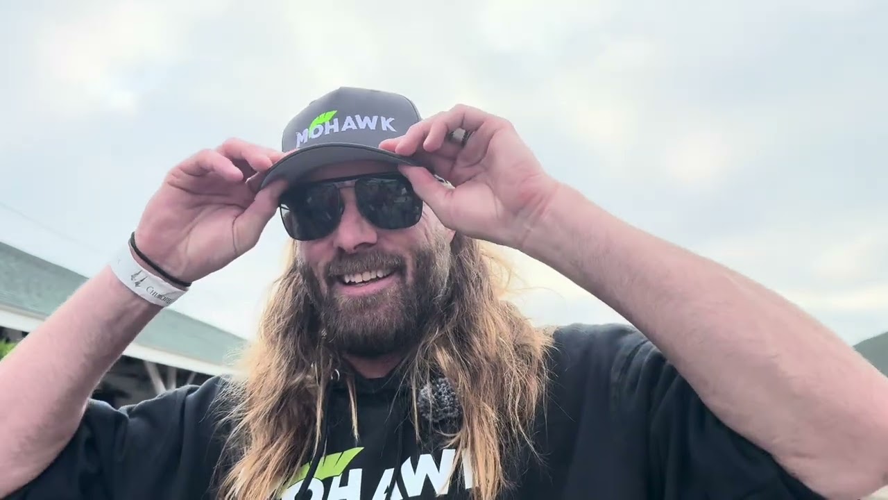 KyDerby 151: Flying Mohawk another home run for Jayson Werth!