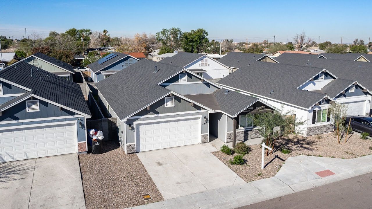 5816 S 12th Lane, Phoenix, AZ 85041