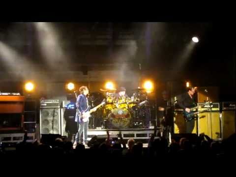 Black Country Communion ~ The Battle For Hadrian's...