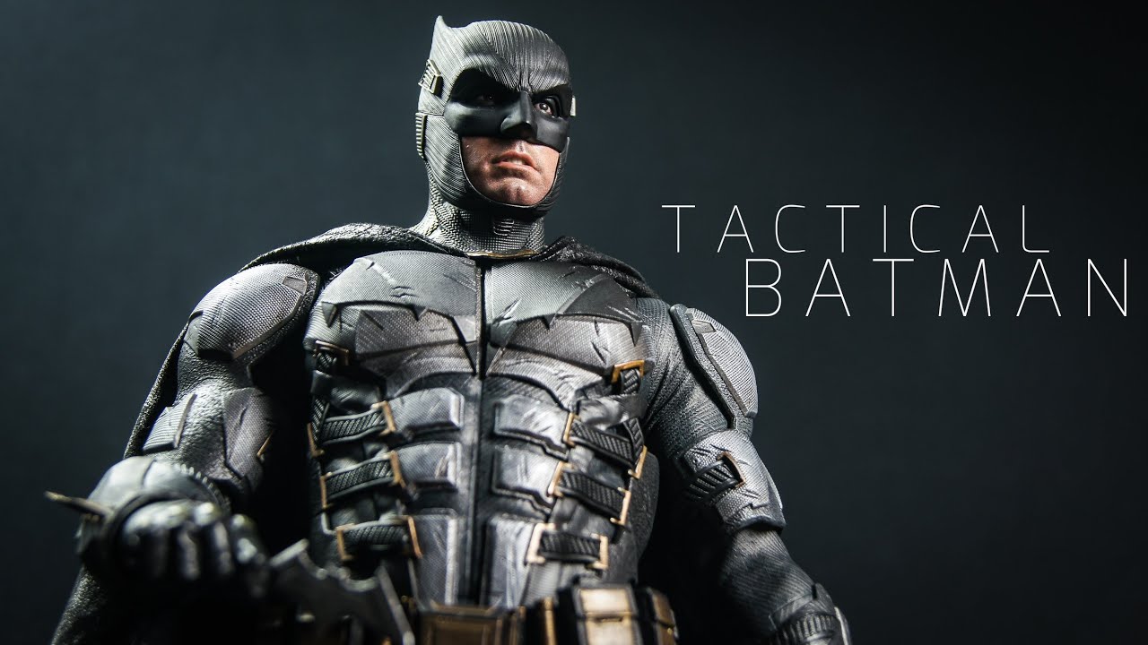hot toys batman tactical suit