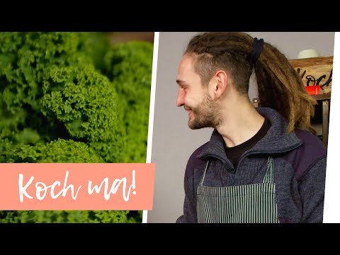 Schnell & einfach Grünkohl mit Mettwürstchen zubereiten. || How to cook a simple & easy Kale Stew wi. 
