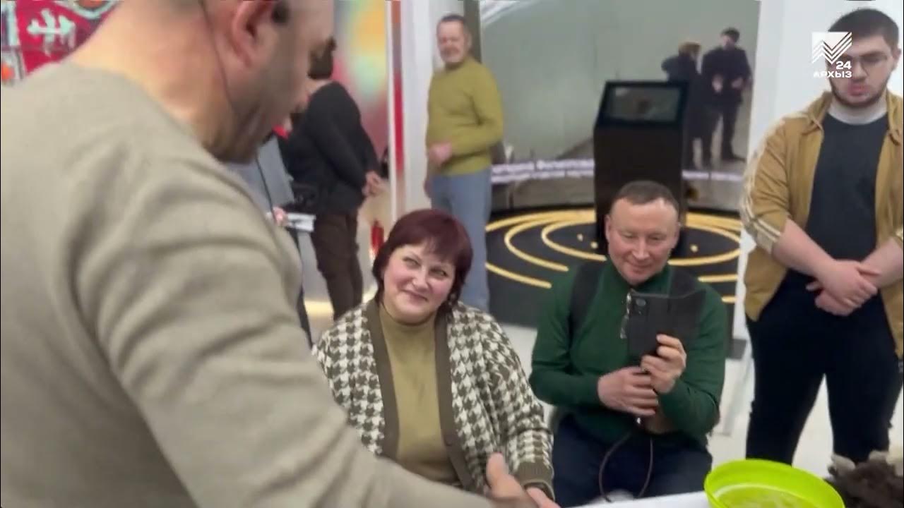 Мнение некоторых людей. Я очень дорожу каждым из вас. Важно научиться не держать никого. Цитаты про обучение. Мнение некоторых людей очень важно для меня.