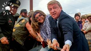 The Tank Makes it Over State Line with Help | Tank