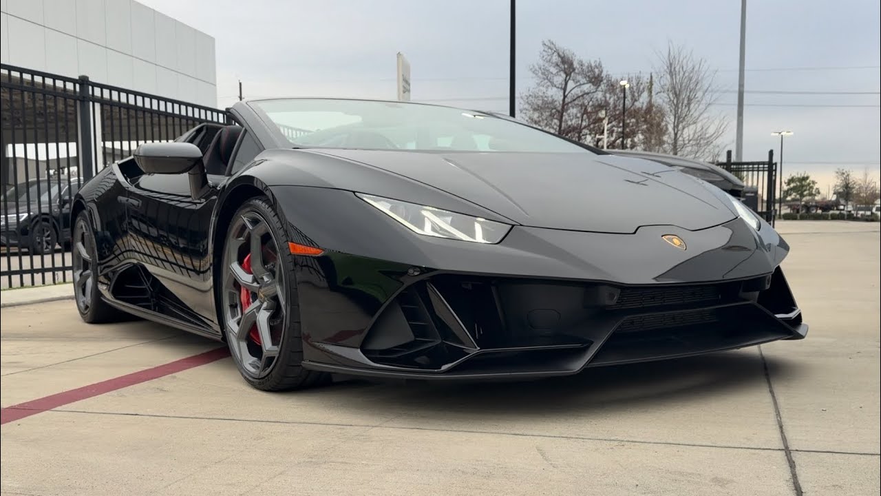 I Wasn’t Ready for the 2023 Lamborghini Huracán EVO Spyder…