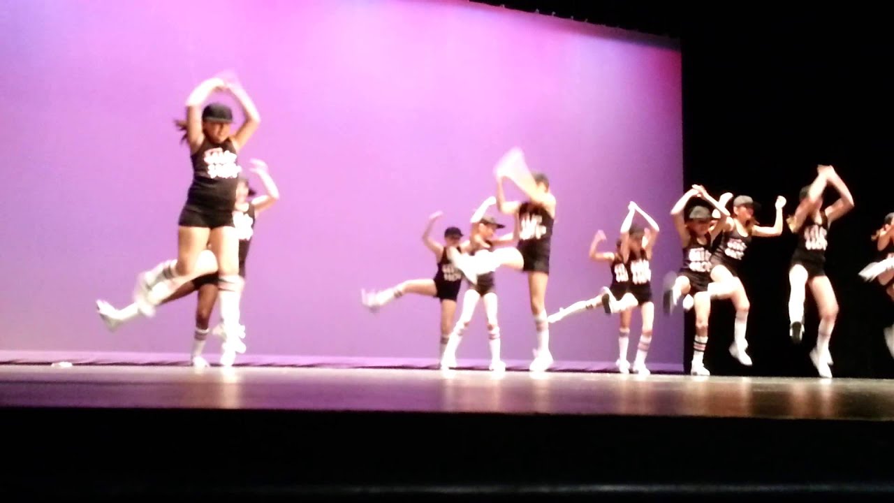 Best hip hop dance ever! PEORIA CHEERZ
