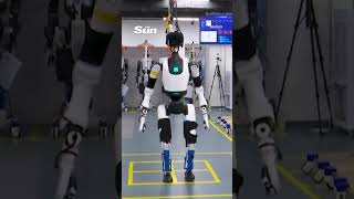 Humanoid robots hit the treadmill in Beijing