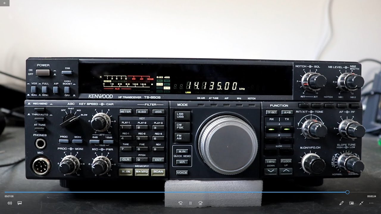 SLS RADIO SERVICE: TS-850S, DEFEITO PROVOCADO POR VAZAMENTO DA
