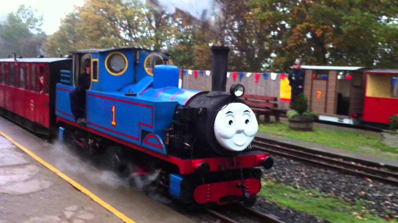 thomas-arriving-at-kirklees-light-railway-youtube