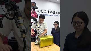 Drag-on welding robot.#industrialrobot #weldingrobot#sprayingrobot#stampingrobot